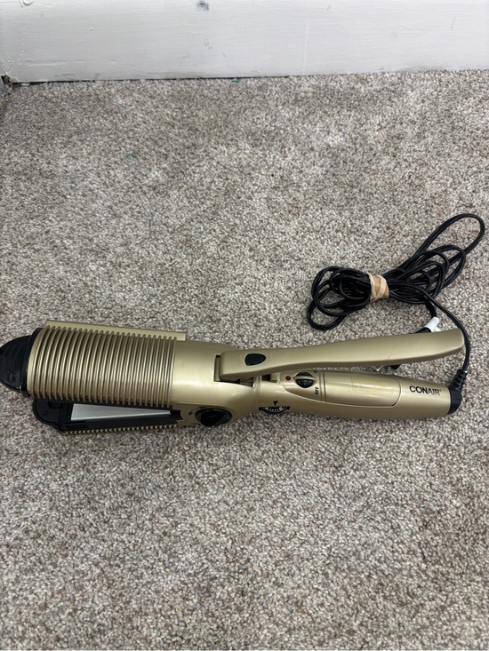 Conair Other - Conair straightener wet hair dry hair gold